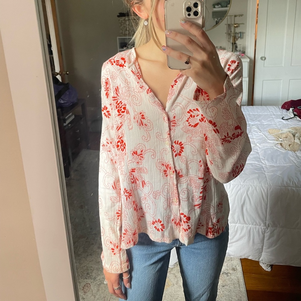 Calvin Klein jeans vintage red patterned button down blouse